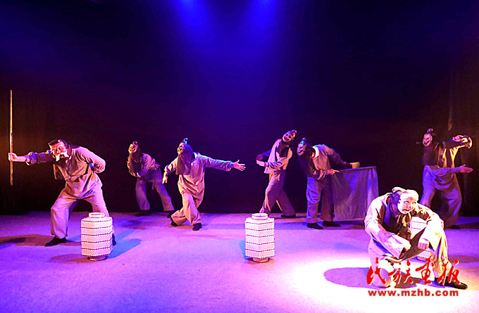 20201116ladu05