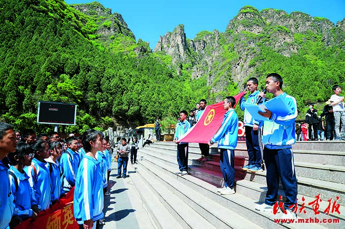 矢志立德树人 服务民族教育 同心筑梦 第6张-民族画报
