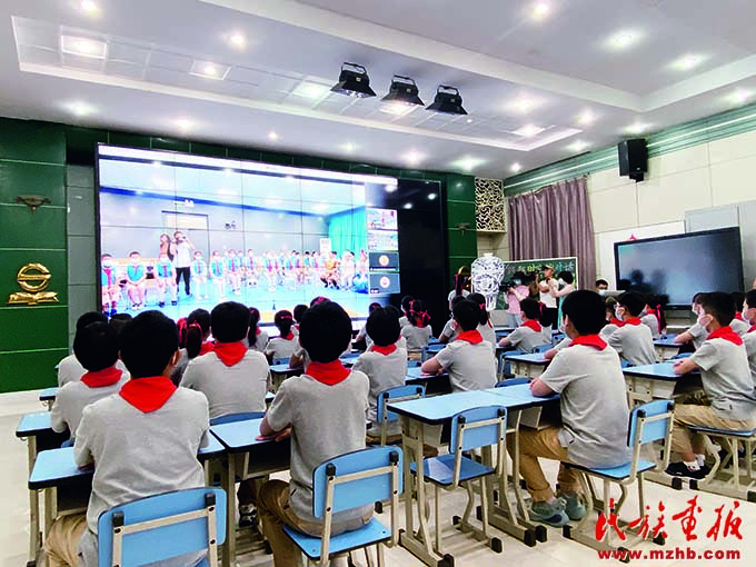 实施“三项计划”创新推进各民族交往交流交融 同心筑梦 第15张-民族画报