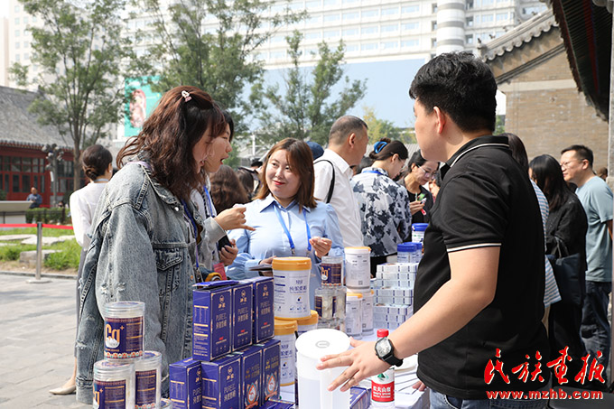 中华民族共同体体验馆内蒙古体验区阿拉善盟展演活动精彩开幕 图片报道 第9张-民族画报