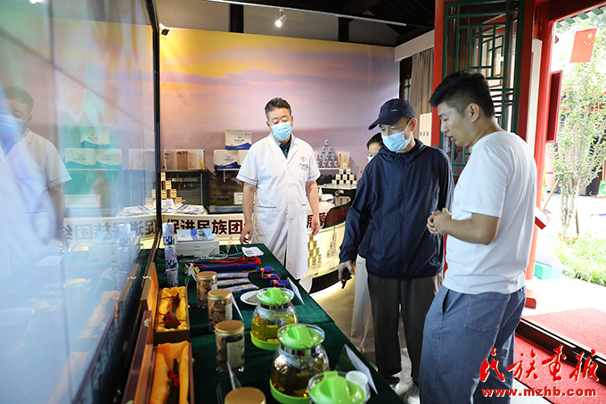 中华民族共同体体验馆内蒙古体验区阿拉善盟展演活动精彩开幕 图片报道 第8张-民族画报