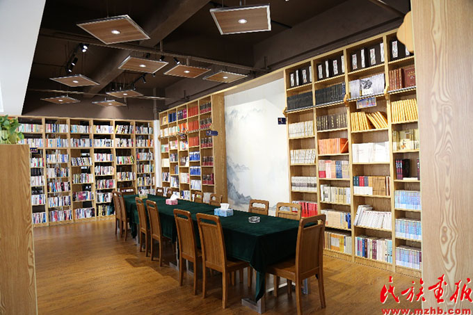 政法系统:守护民族团结之花常开长盛 同心筑梦 第12张-民族画报