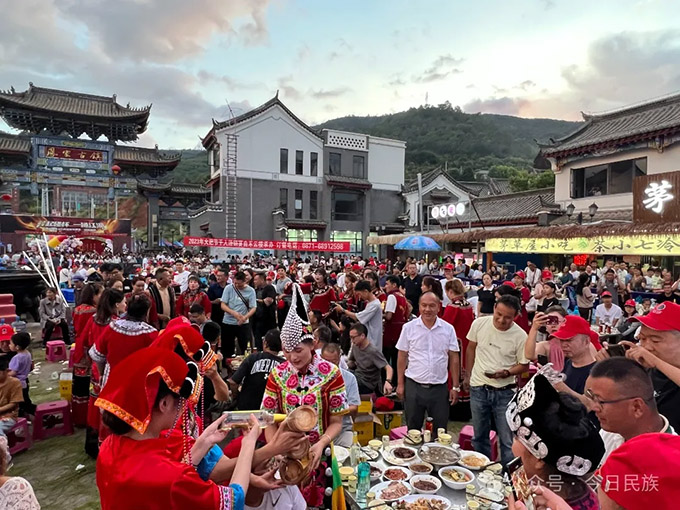 人心归聚 精神相依——云南构筑中华民族共有精神家园纪实 同心筑梦 第3张-民族画报