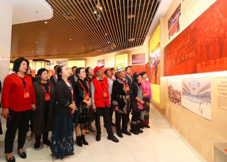 图讯·与模范同向同行|感悟奥林匹克精神 见证民族工作成就 图片报道 第6张-民族画报