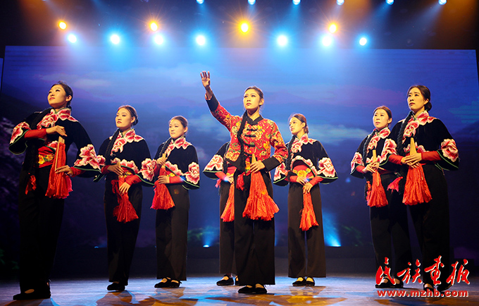 大型文旅演艺《炫墨》之“东北抗联篇”在长春演出 图片报道 第8张-民族画报