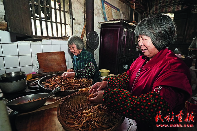 大山深处开出致富路 同心筑梦 第6张