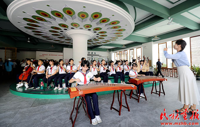 6省（区、市）共建铸牢中华民族共同体意识长江上游示范带签约仪式在西双版纳举行 图片报道 第9张