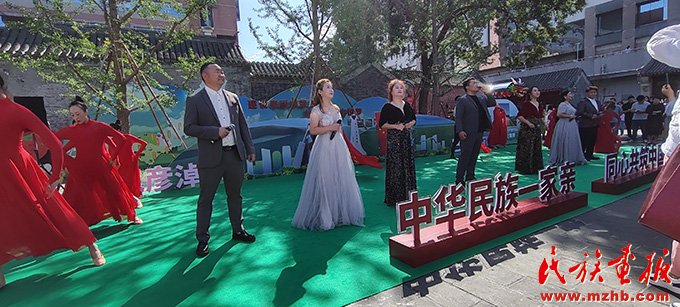 中华民族共同体体验馆内蒙古体验区巴彦淖尔市展演活动精彩开幕 图片报道 第1张